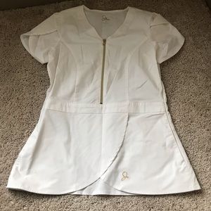 Jannuu Scrub Top size Small